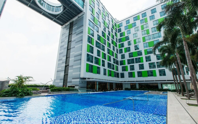 Republic Apartments Saigon Airport