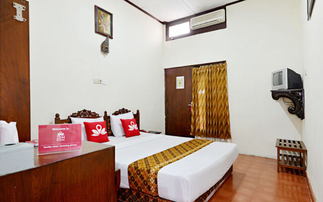 ZEN Rooms Pasar Kembang 1