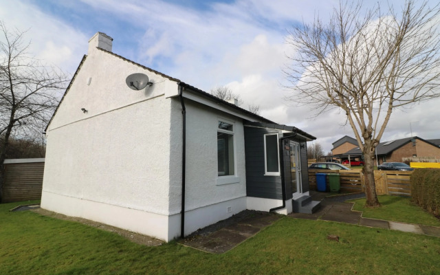 Railway Cottage - Maryhill