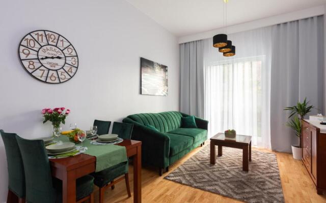 Millennium Express Green