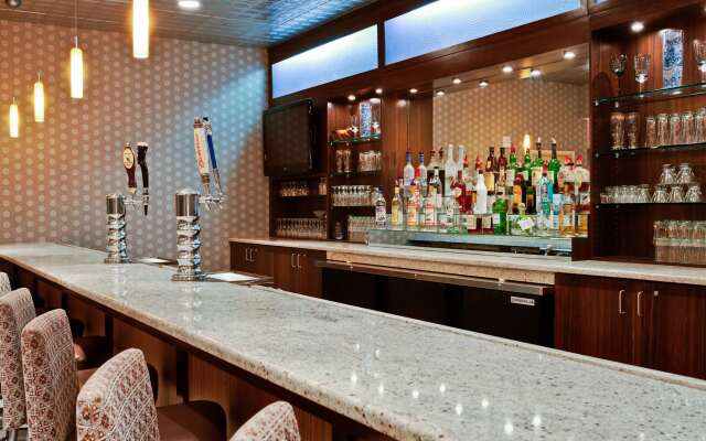 Radisson Hotel Freehold