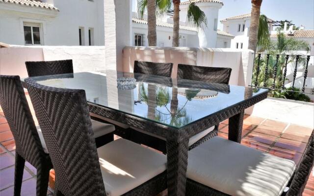 Serinamar - Los Naranjos De Marbella