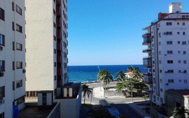 Apartamento 4to Piso Malecon