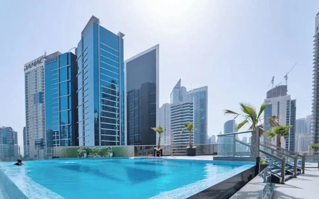 Elite Downtown Residences