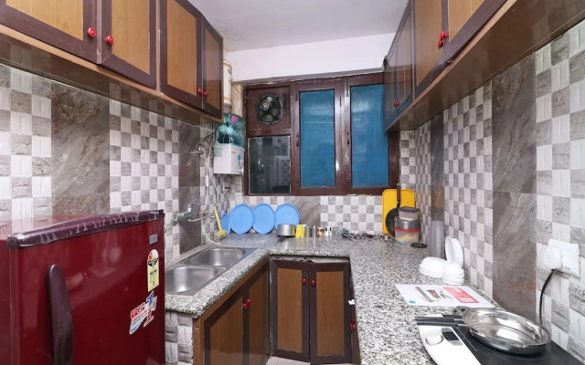 OYO 14125 Home Hill View 2BHK Clock Tower