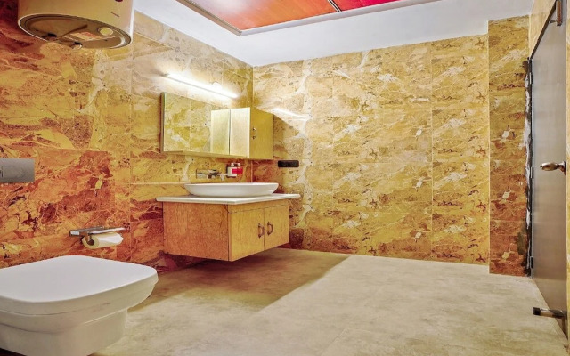 OYO Townhouse 171 Sector 104