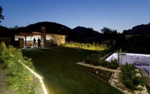 Juhar Wellness Vendeghaz