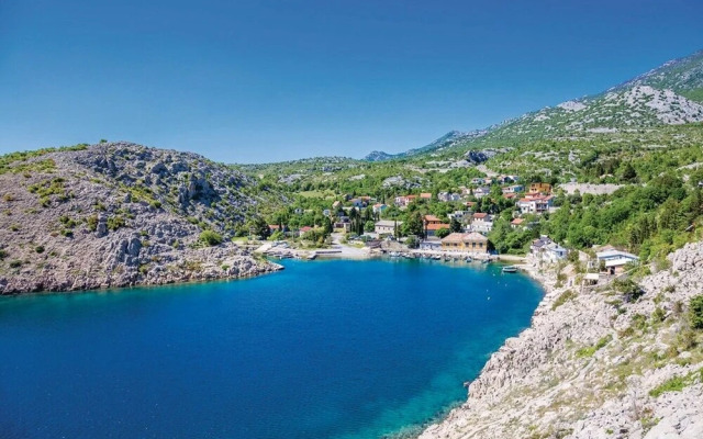 Ivni - Great View - A1