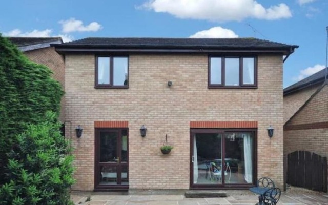 Benson Close Serviced Accommodation