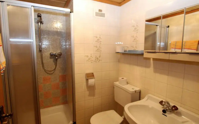 Countryside Apartment in Gmünd near Cross Country Skiing
