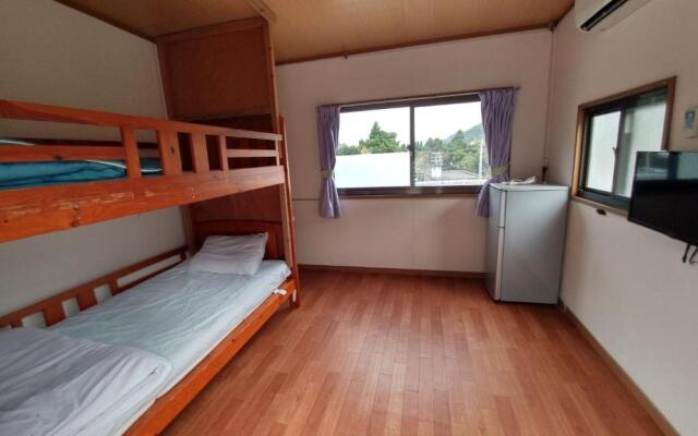 Kerama Backpackers