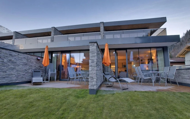 Apartment in Neukirchen by Ski Lift & Wellness