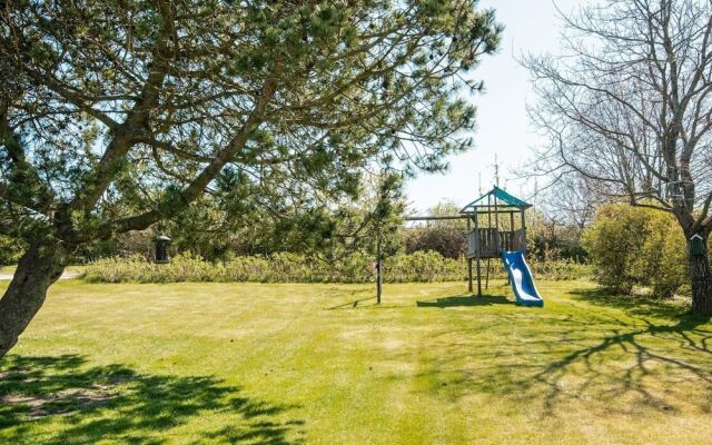 6 Person Holiday Home in Glesborg