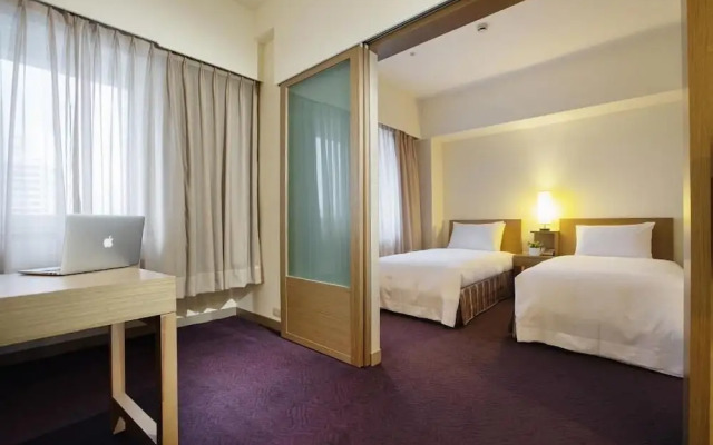 Howard Civil Service International House