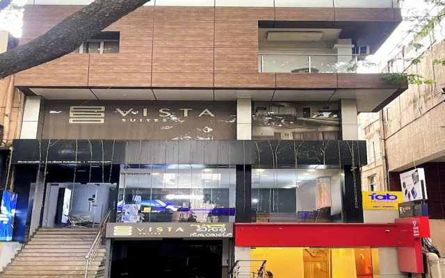 Vista Suites By FabHotel