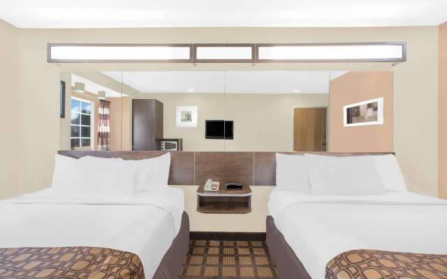 Microtel Inn by Wyndham Franklin