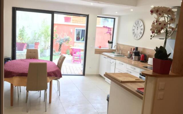 Chambre privée au calme excellente prestation