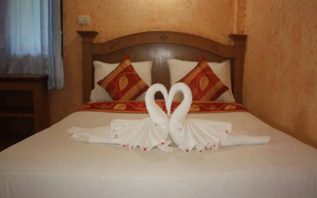 Lanta Nature Beach Resort