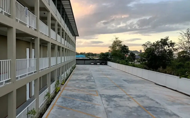 The Peachhotel