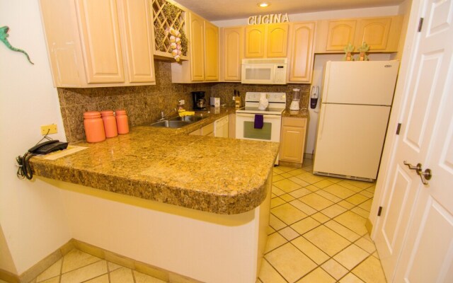 Grande 702- 1 Br Condo