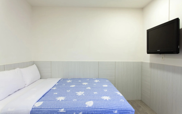 Ruei Gung Business Hotel