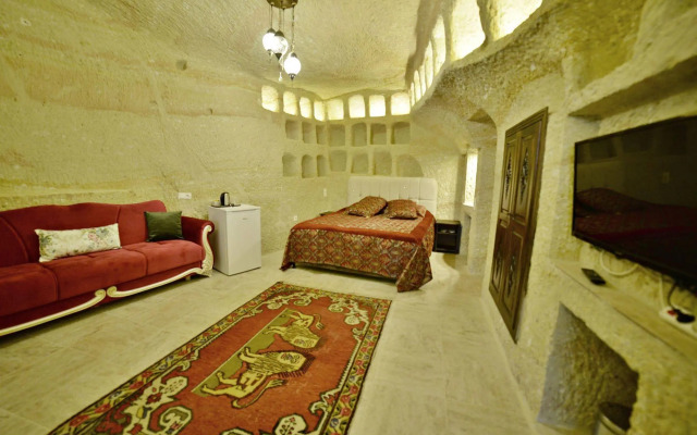 Dedeli Konak Cave Hotel