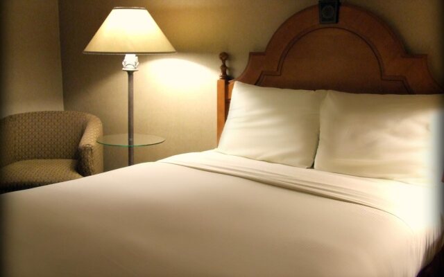Ramada by Wyndham Milwaukee