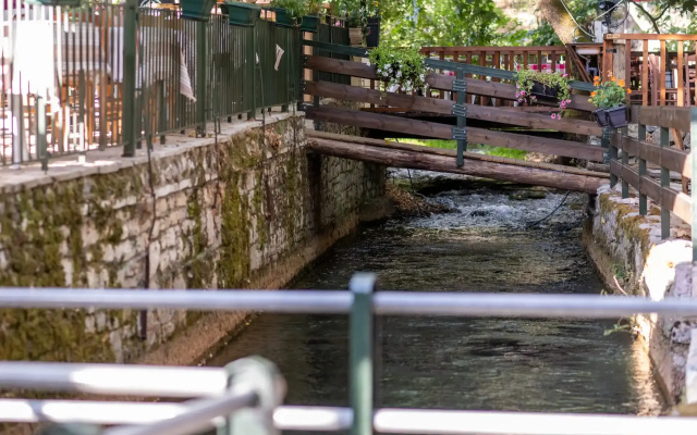 Aroanides By Mountain Hotels