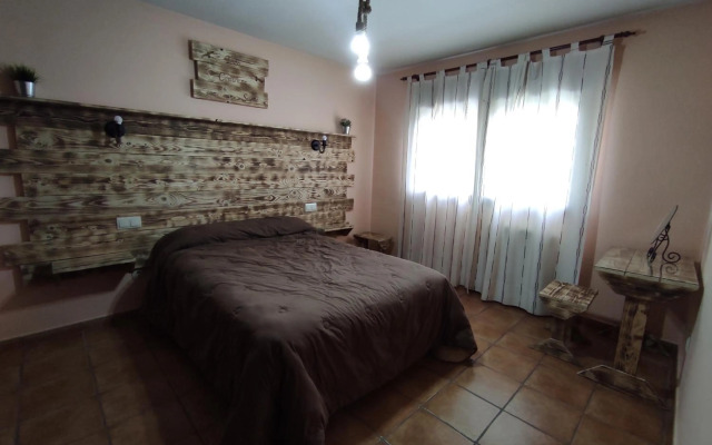 Los Alisos Casa Rural