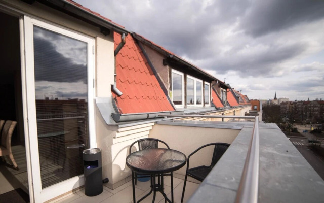 SG Apartments