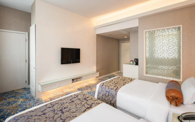 Metropole Hotel