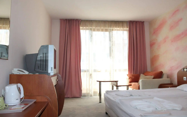 Elegant Hotel