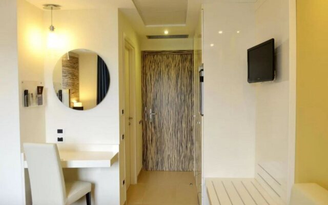 Prince Franklyn Hotel