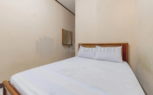 OYO 90912 Wisma Pkpn 1