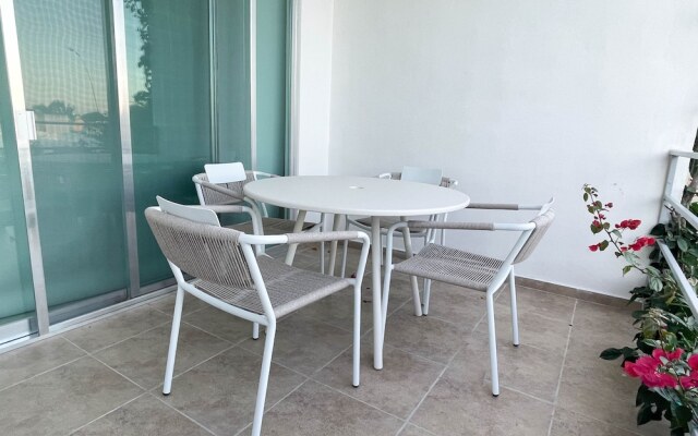 Oceanblue by Andiani Travel