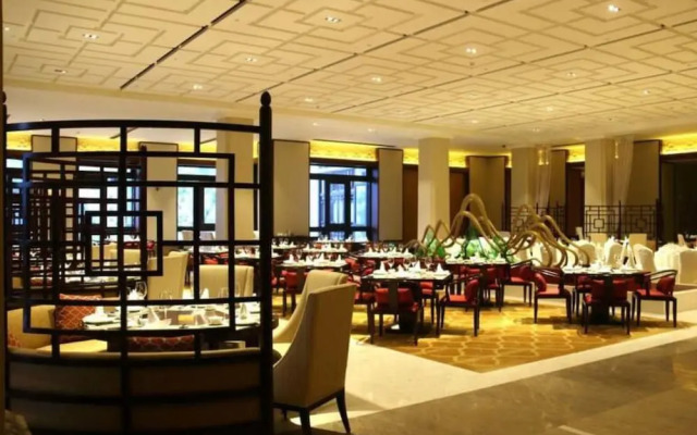 Hainan Qizi Bay New Century Resort