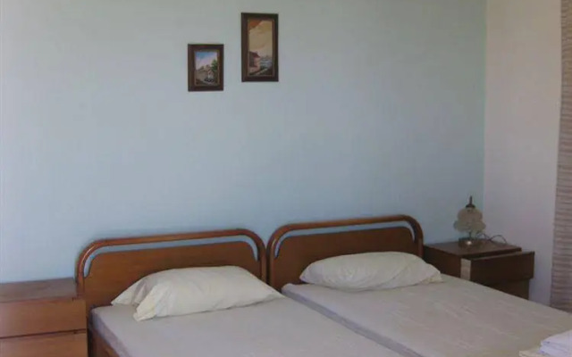 Villa Apostolis