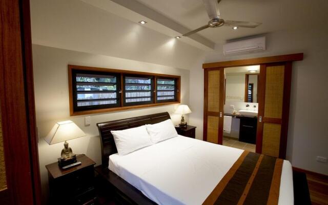 Pure Magnetic Villa