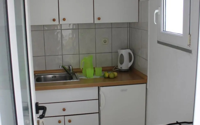 Apartments by the sea Podaca, Makarska - 515