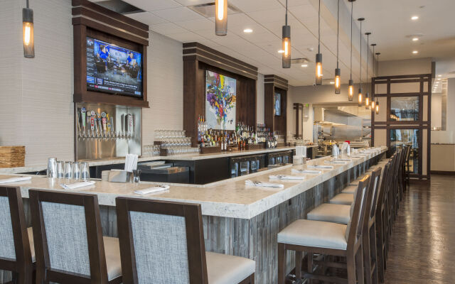 voco The Clair Cincinnati Downtown by IHG