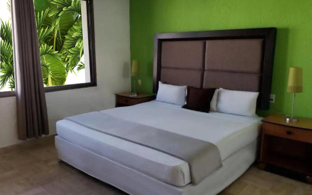 Nirvana Hotel - Cancun Hotel Zone