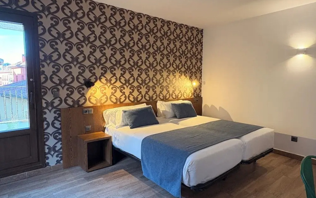 León Center Rooms