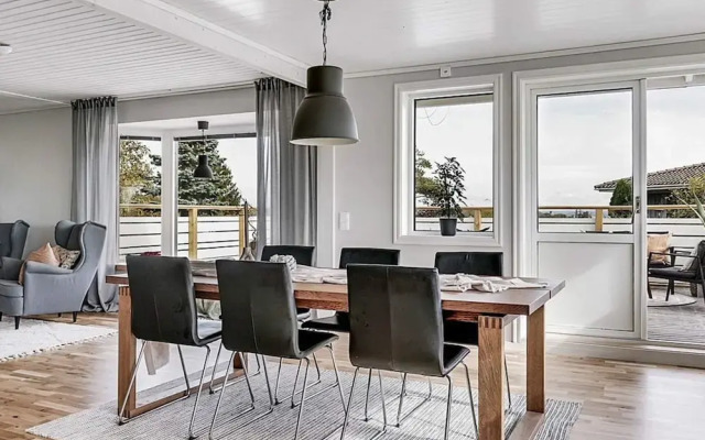 8 Person Holiday Home in Lysekil-by Traum