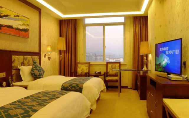 Star World Hotel