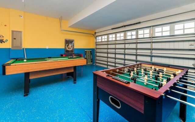 9028 Shadow Mountain Street