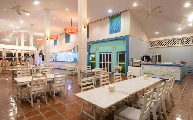 Thara Cholapruek Resort