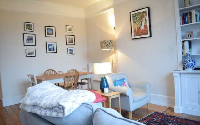 Bright 1 Bedroom Flat In Brixton