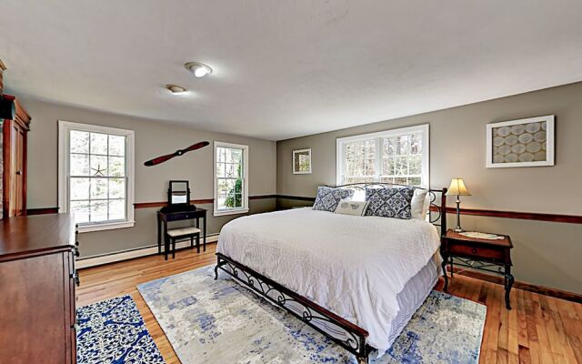 Quiet Family - 4 Br Home