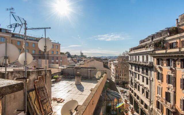 RSH Barberini Luxury Terrace Apartment