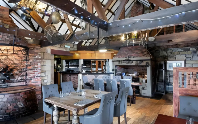 The Cook and Barker Inn